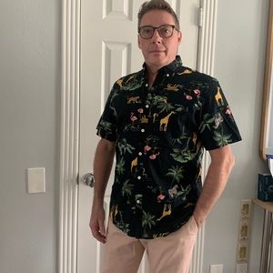 Old Navy Safari Short Sleeve Button Down